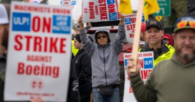 Boeing withdraws contract offer after talks with union end without a deal